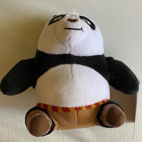Po Plush Toy From Dream Works
Kung Fu Panda 4 (NEW) - Picture 3 of 6